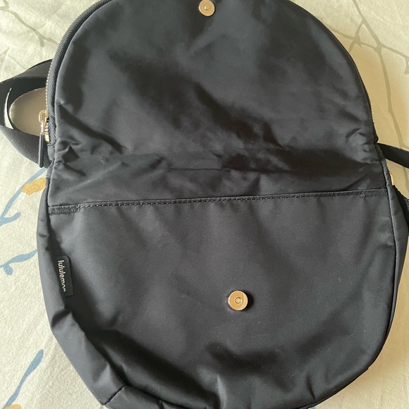 lululemon athletica Black Crossbody Bag - Picture 9 of 14